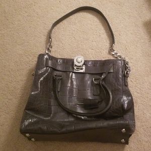 michael kors aligator bag